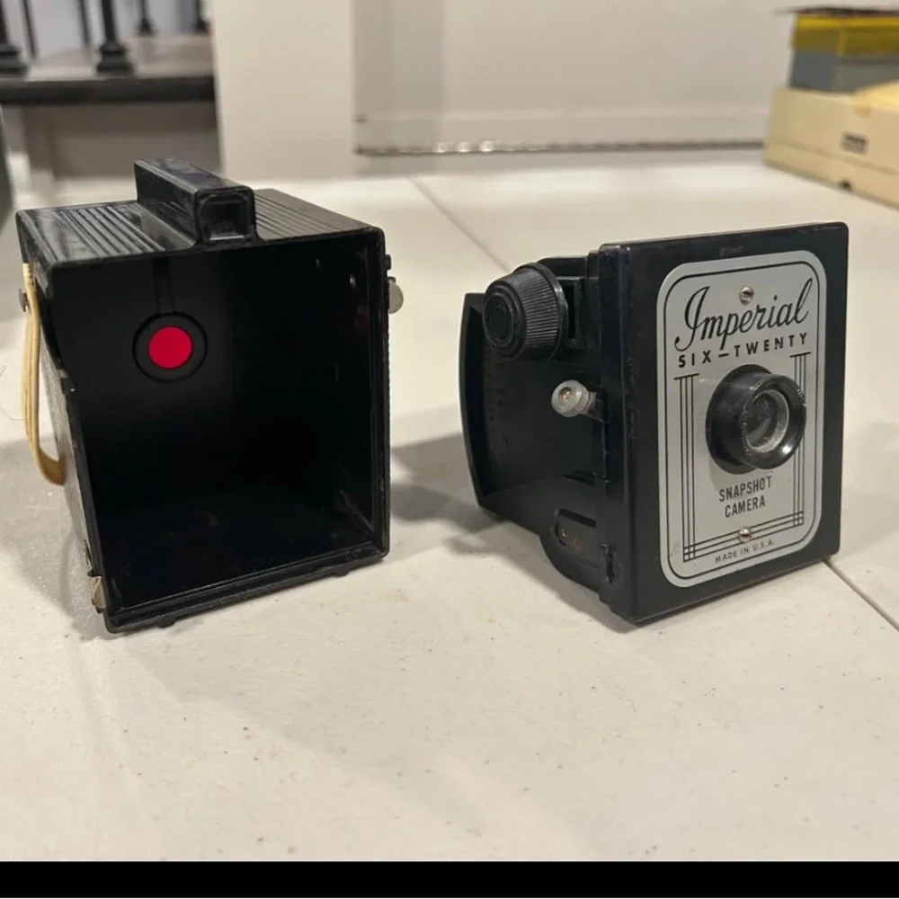 Imperial Six-Twenty Box Camera Vintage USA Snapshot Film CLEAN